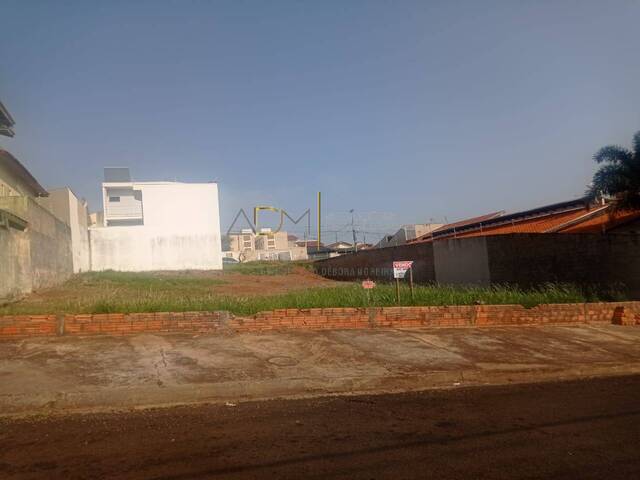 #TE0605 - Terreno para Venda em Botucatu - SP
