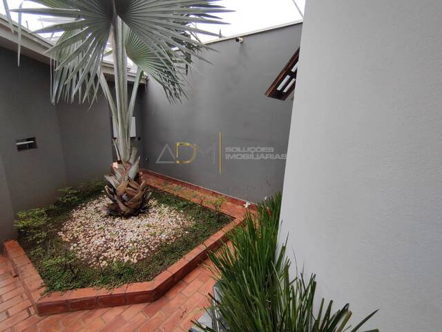 #SO0712 - Casa para Venda em Botucatu - SP