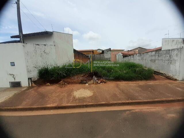 #TE0798 - Terreno para Venda em Botucatu - SP