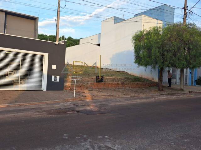 #TE01103 - Terreno para Venda em Botucatu - SP