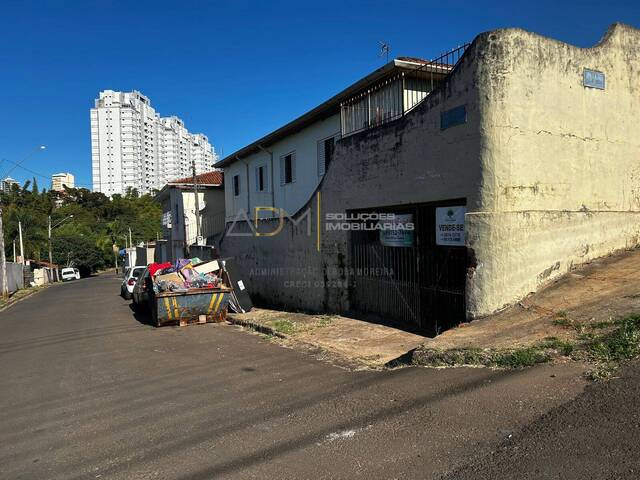 Casa para Venda em Botucatu - 2