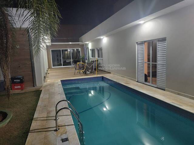 #CA01215 - Casa para Venda em Botucatu - SP - 3