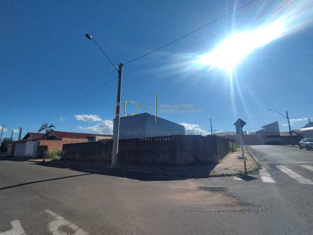 #TE01224 - Terreno para Venda em Botucatu - SP - 2