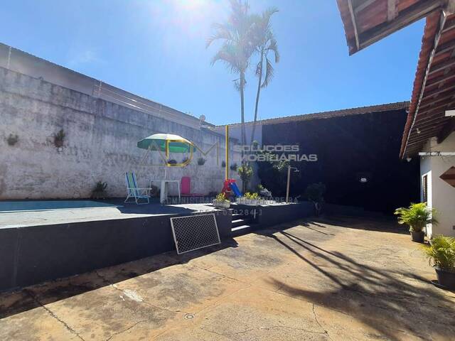 #CA01243 - Casa para Venda em Botucatu - SP - 2